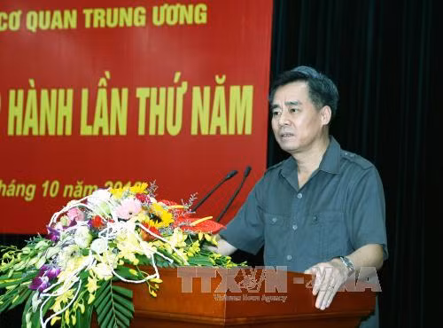 Thực hiện tốt chính sách gắn với bố trí, sử dụng và nâng cao chất lượng cán bộ ảnh 1