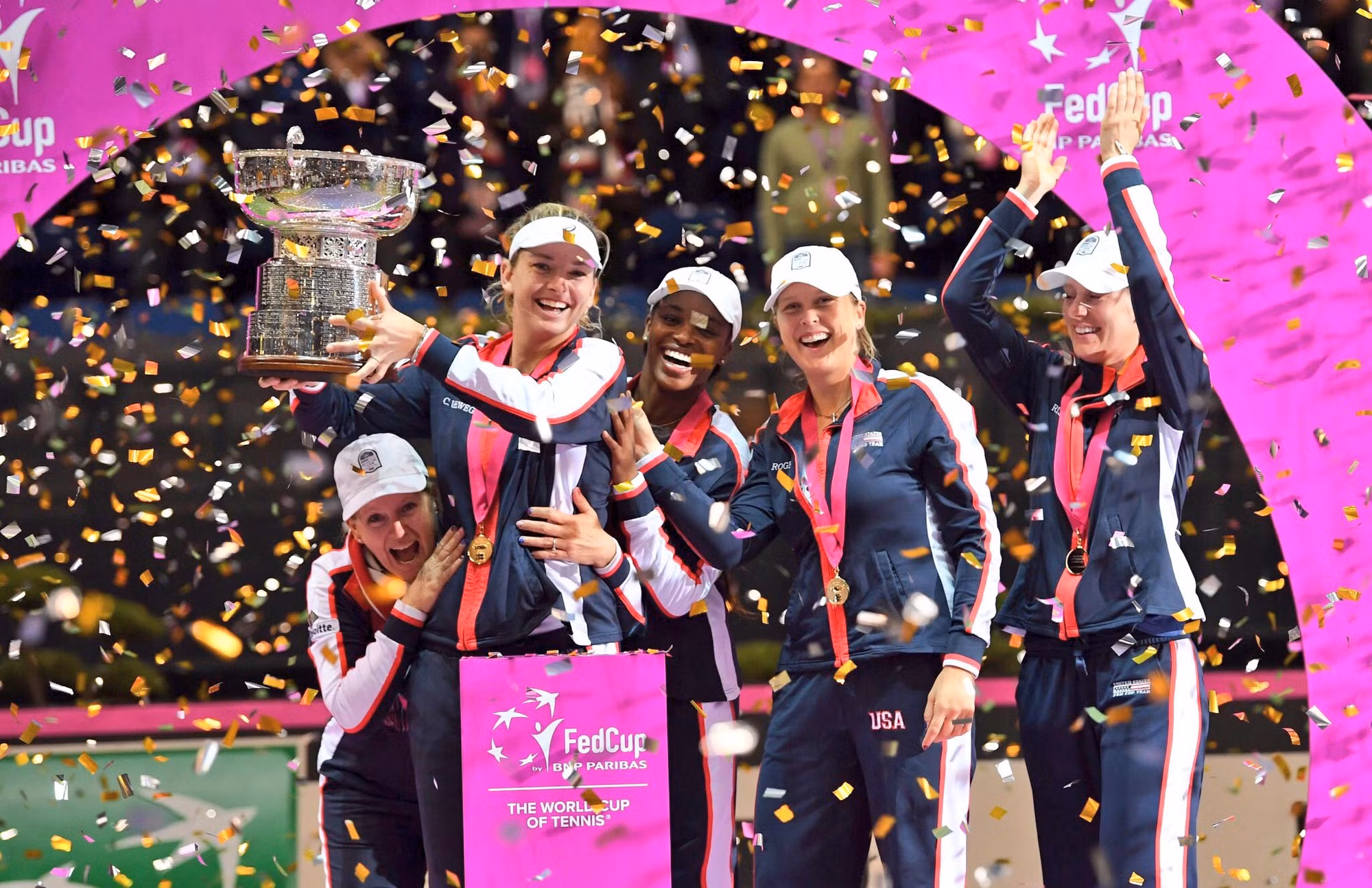 Sau 17 năm Mỹ mới lại vô địch Fed Cup ảnh 1