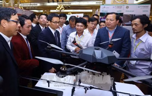 Phó Thủ tướng Vũ Đức Đam dự Khai mạc Ngày hội Khởi nghiệp đổi mới sáng tạo quốc gia ảnh 2