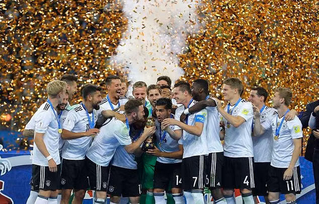 HLV Joachim Loew tuyên bố dùng Anh để thử nghiệm đội hình ảnh 2