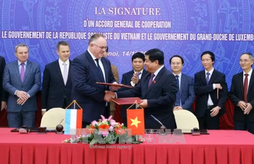 Việt Nam và Luxembourg ký kết Hiệp định khung hợp tác ảnh 1