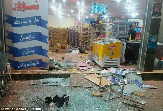 Cận cảnh sức tàn phá khủng khiếp của trận động đất 7,3 độ Richter ở biên giới Iraq-Iran ảnh 4