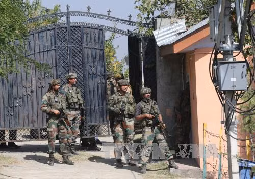  Ấn Độ bị cáo buộc vi phạm thỏa thuận ngừng bắn, khiến nhiều người dân Pakistan thương vong ảnh 1