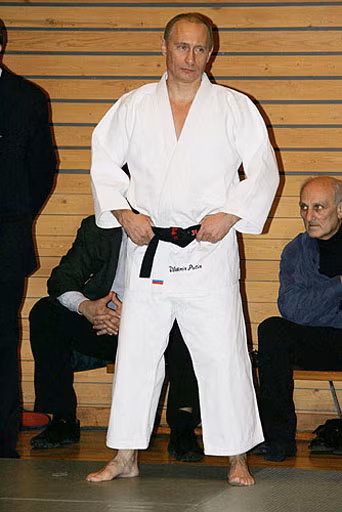 Tổng thống Putin đi London xem đấu võ judo ảnh 1