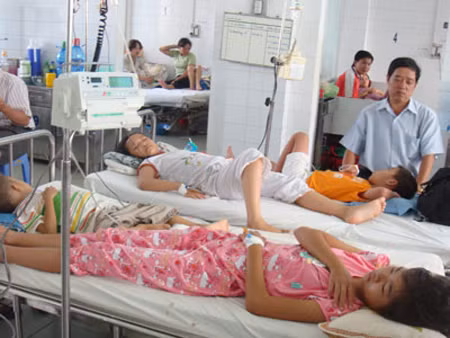  Người dân thờ ơ trước nguy cơ dịch sốt xuất huyết ảnh 1