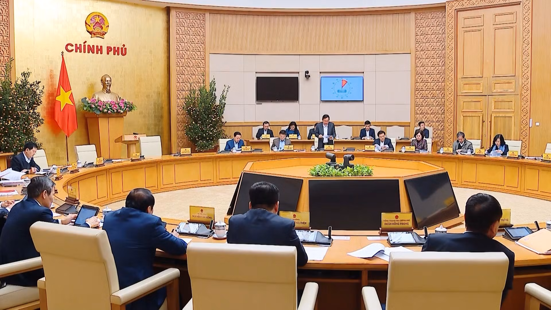 Chính phủ họp Phiên chuyên đề xây dựng pháp luật tháng 2