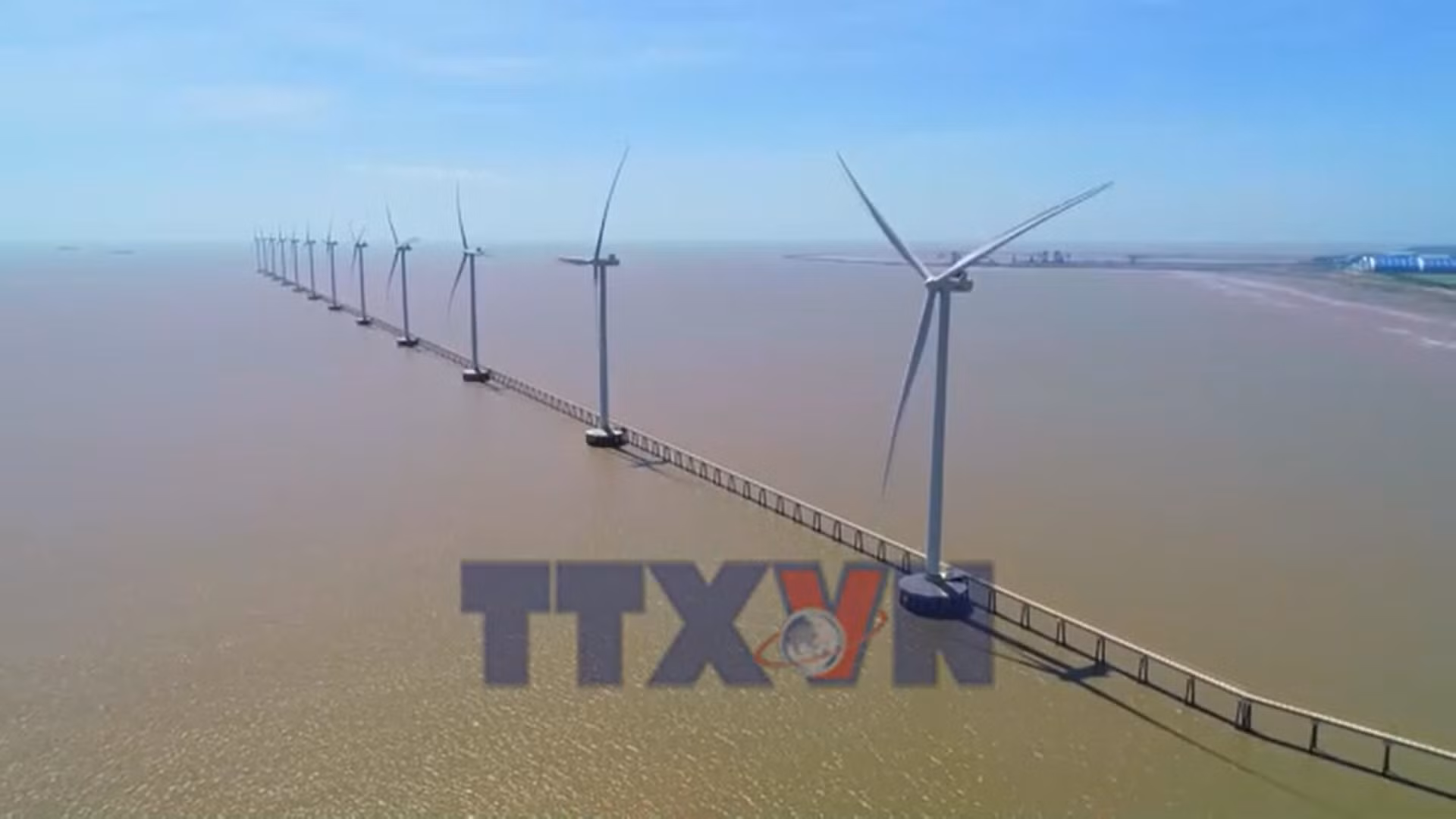Đề xuất xác định giá điện mặt trời theo từng tỉnh, thành