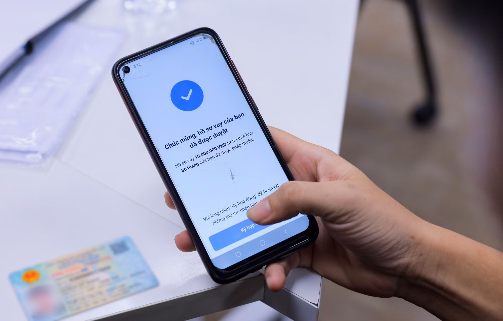 duyetvay.jpg