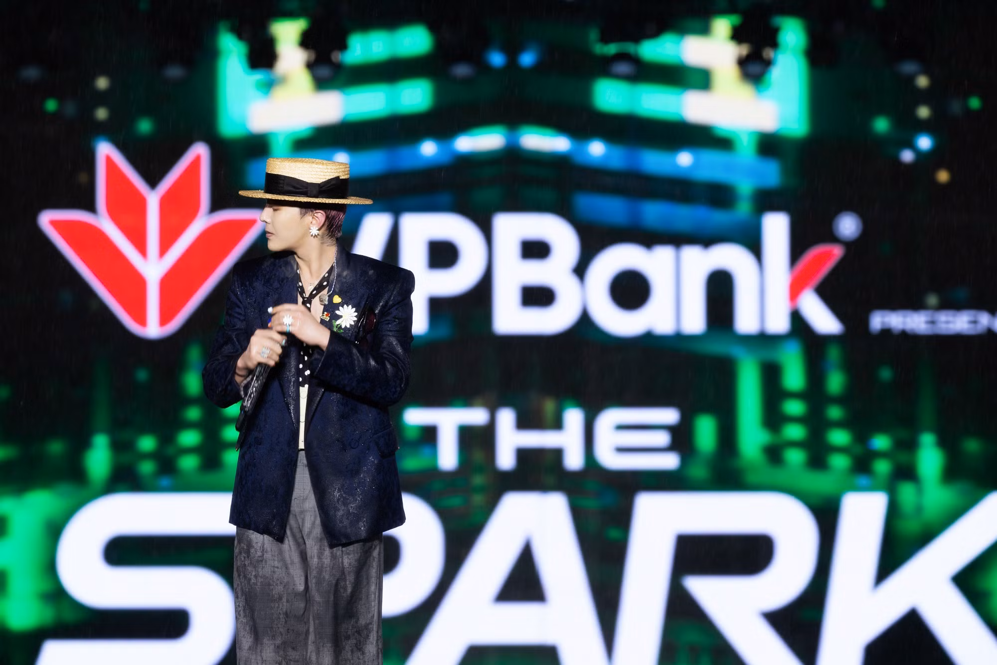 2010-anhvpbankthe4.jpg