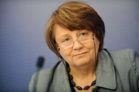 Tổng thống Latvia đề cử nữ thủ tướng đầu tiên ảnh 1