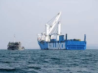 Tàu ngầm Kilo Hà Nội về vịnh Cam Ranh ảnh 2