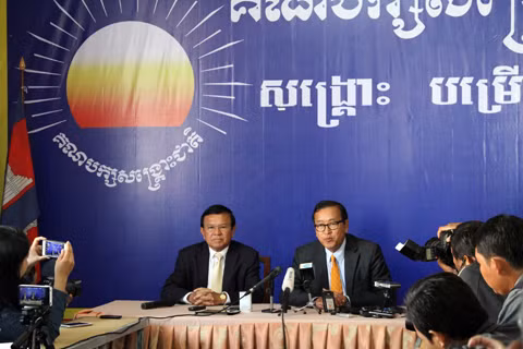 Campuchia: CPP, CNRP chuẩn bị đàm phán cấp cao ảnh 1