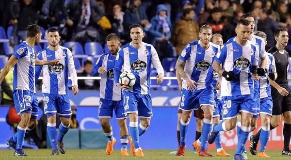 Xem Messi tỏa sáng rực rỡ đưa Barcelona vô địch La Liga trước 4 vòng đấu ảnh 2