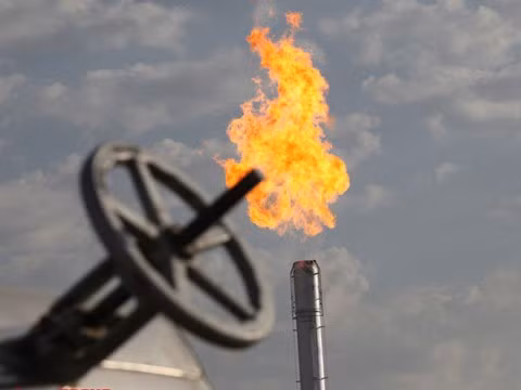 Soán ngôi Saudi Arabia, Nga xuất khẩu dầu khí số 1 thế giới ảnh 1