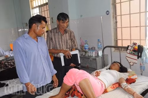 Xe máy đấu đầu, 2 xế chết tại chỗ ảnh 1