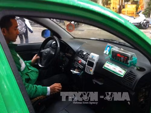 Taxi Hà Nội đồng loạt đăng ký giảm giá cước ảnh 1