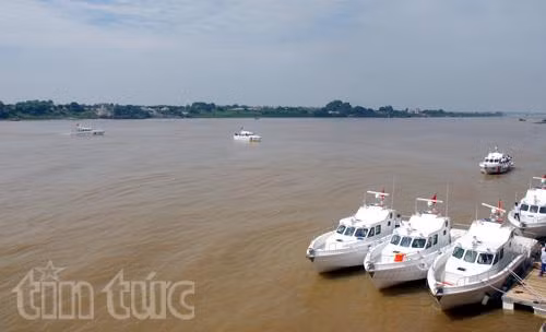 Cảnh sát biển Việt Nam nghiệm thu kỹ thuật 4 xuồng cao tốc MS-50S ảnh 1