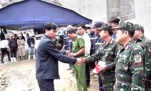 Vụ tai nạn nghiêm trọng tại Thủy điện Đăk Mi 1: Khen thưởng lực lượng tham gia cứu nạn, cứu hộ ​