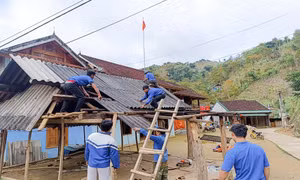 Huyện vùng biên Tương Dương dồn sức xóa nhà tạm, nhà dột nát