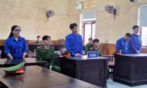 Xét xử đường dây lừa 21 nạn nhân bán sang "Tam giác vàng"