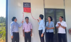 Đẩy nhanh tiến độ xóa nhà tạm, dột nát tại Bình Phước về đích trước 2 tháng