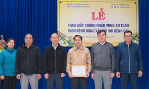Chứng nhận hai vùng an toàn dịch bệnh dại trên động vật đầu tiên ở Tây Nguyên