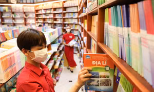 Bộ Giáo dục và Đào tạo trả lời kiến nghị về việc thống nhất một bộ sách giáo khoa