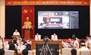 Bồi dưỡng lý tưởng, đạo đức và khát vọng cống hiến cho thế hệ trẻ là quá trình lâu dài, liên tục