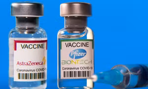 Bộ Y tế thông tin về sử dụng kết hợp hai loại vaccine phòng COVID-19 khác nhau