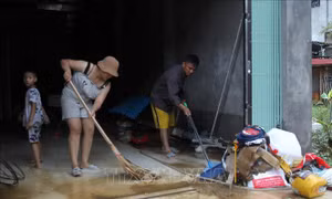 Hàng trăm ngôi nhà, phương tiện giao thông tại Lào Cai bị hư hỏng do ngập nước