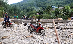 Lào Cai khẩn trương khắc phục hậu quả mưa lũ