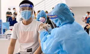 Dịch COVID-19 đang được kiểm soát tốt; đẩy mạnh tiêm vaccine phòng bệnh