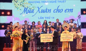 Ấm áp Chương trình “Mùa Xuân cho em" lần thứ 14