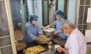 Nhiều chương trình hỗ trợ bệnh nhân có hoàn cảnh khó khăn ở Kon Tum