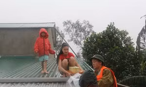 Chính phủ ra Nghị quyết hỗ trợ người dân bị thiệt hại nhà ở do thiên tai