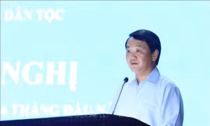 Bộ trưởng, Chủ nhiệm Ủy ban Dân tộc Hầu A Lềnh phát biểu khai mạc hội nghị. Ảnh: Nguyễn Điệp – TTXVN