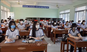 Thủ tướng Chính phủ giao Bộ Giáo dục và Đào tạo hướng dẫn địa phương cho học sinh đi học trực tiếp sớm nhất có thể