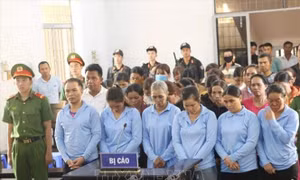 Các bị cáo tại phiên tòa xét xử. Ảnh: TTXVN phát