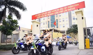 Ra quân cao điểm bảo đảm an toàn giao thông dịp lễ 30/4, 1/5 và bảo vệ bầu cử