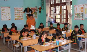 Nâng cao kiến thức vận động chính sách về quản trị quyền trẻ em