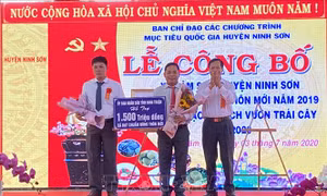 UBND tỉnh Ninh Thuận hỗ trợ kinh phí để địa phương tiếp tục đầu tư, nâng cao chất lượng các công trình trên địa bàn. Ảnh: Công Thử - TTXVN