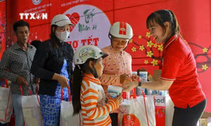 Phó Chủ tịch Thường trực Quốc hội Trần Thanh Mẫn: Không để hộ khó khăn không có quà Tết