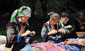 Lào Cai lồng ghép giới và công bằng xã hội trong phát triển du lịch