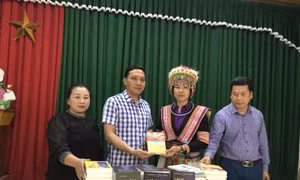 Tăng khả năng tiếp cận thông tin, tri thức cho đồng bào vùng sâu, vùng xa