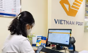 Bưu điện Việt Nam hỗ trợ người dân gia hạn thẻ Bảo hiểm y tế bằng hình thức trực tuyến