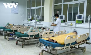 Các bệnh nhân được điều trị tại Khoa Cấp cứu, Bệnh viện Đa khoa tỉnh Điện Biên. Ảnh: vov.vn