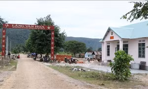 Một góc nơi ở mới đang dần được hình thành với các điều kiện cơ bản đảm bảo nhu cầu người dân. Ảnh: Hồng Điệp – TTXVN