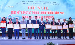 Quan tâm khen thưởng tập thể, cá nhân ở 7 tỉnh miền núi biên giới phía Bắc
