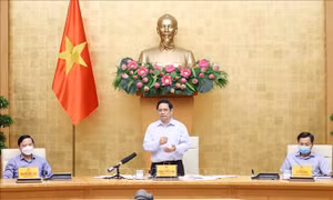 Thủ tướng Chính phủ Phạm Minh Chính: Ngăn chặn, đẩy lùi dịch bệnh nhanh nhất, hiệu quả nhất có thể, thực hiện mục tiêu kép