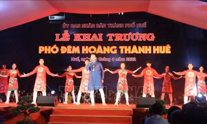 Khai trương Phố đêm Hoàng thành Huế